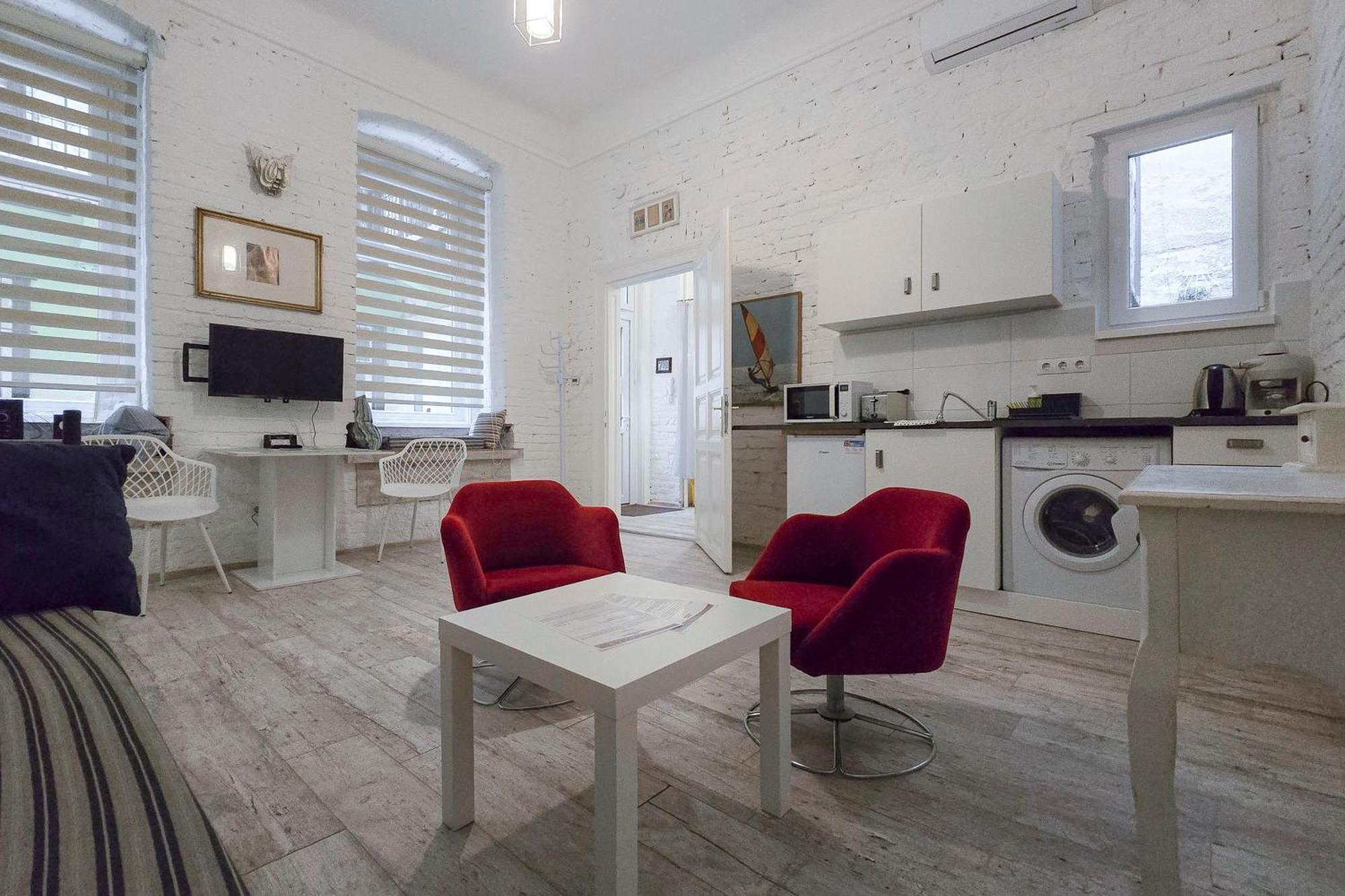 Wolf Apartment With Terrace บูดาเปสต์ ภายนอก รูปภาพ